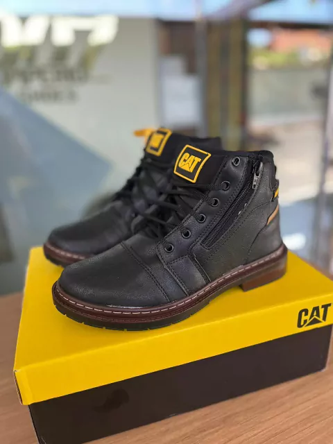 BOTA CATERPILLAR ZIPER PRETA