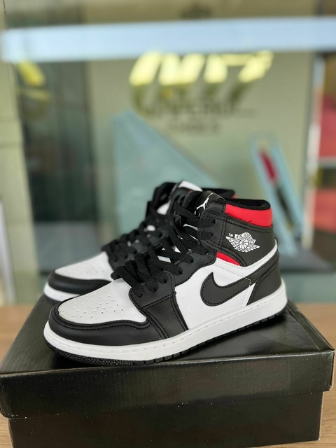 AIR JORDAN BRANCO/PRETO/VERMELHO