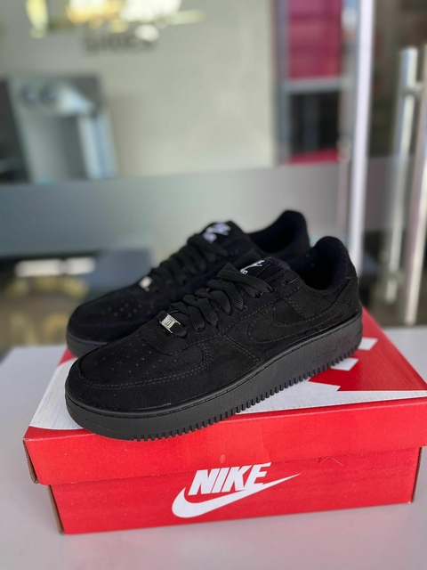 AIR FORCE 1 STUSSY PRETO