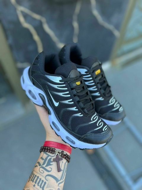 AIR MAX 95 TN PLUS PRETO/BRANCO MOD2