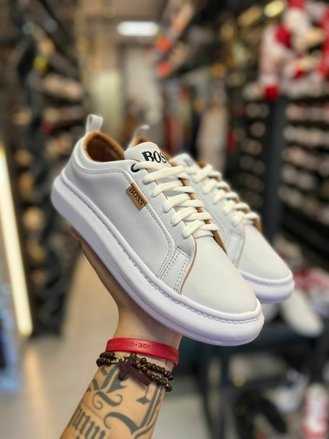 HUGO BOSS BRANCO/MARROM MOD2