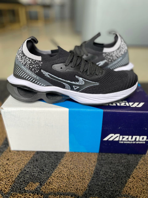 MIZUNO TECIDO PRETO/BRANCO - comprar online