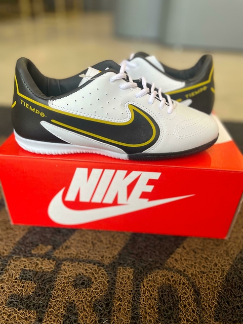 CHUTEIRA QUADRA BRANCO/AMARELO/PRETO - comprar online