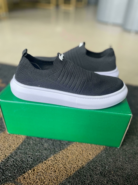 LACOSTE SLIP PLATAFORMA PRETO - comprar online