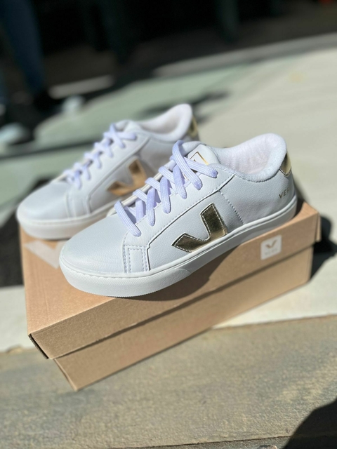 Tenis casual branco/dourado - comprar online