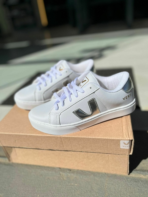 Tenis casual branco/prata - comprar online