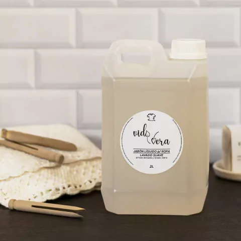 Jabón Líquido para ropa 2 L SUAVE - comprar online