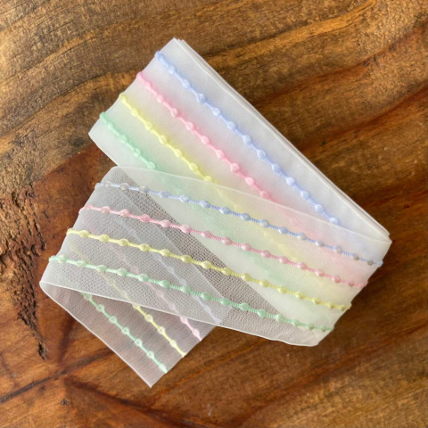 FITA ORGANZA COM POMPOM CANDY PRINCESS (38MM) - 3 METROS