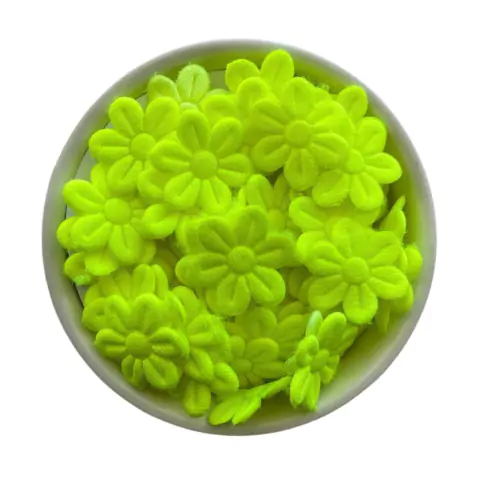 APLIQUE FLOR PRENSADA AMARELO NEON - 50 UNIDADES