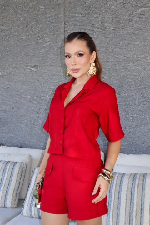 Conjunto de short e blusa com bolso grande