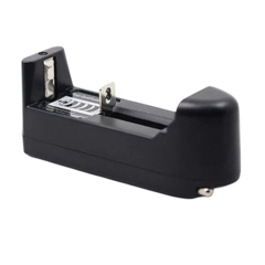 Carregador Bivolt para Baterias 18650 Li Ion na internet