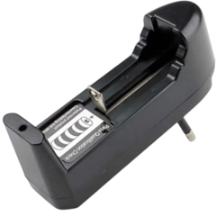 Carregador Bivolt para Baterias 18650 Li Ion - comprar online