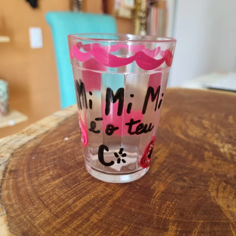 Copo americano de vidro pintado à mão com frase desmotivancional - comprar online