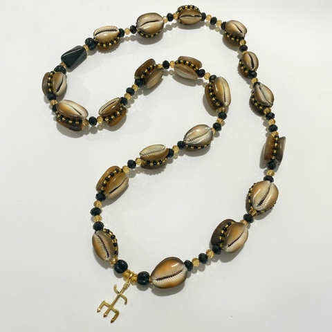 Guia de Exu com Búzios