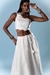 Conjunto Top detalhe ombro & Saia Mídi