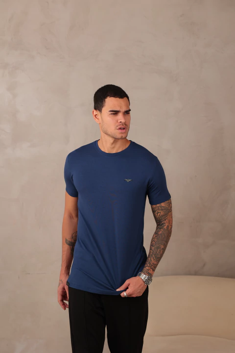 Camiseta Slim Bamboo Marinho - comprar online