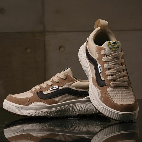 Vans Ultra Range Neo Vr3 Brown/Black Line - comprar online