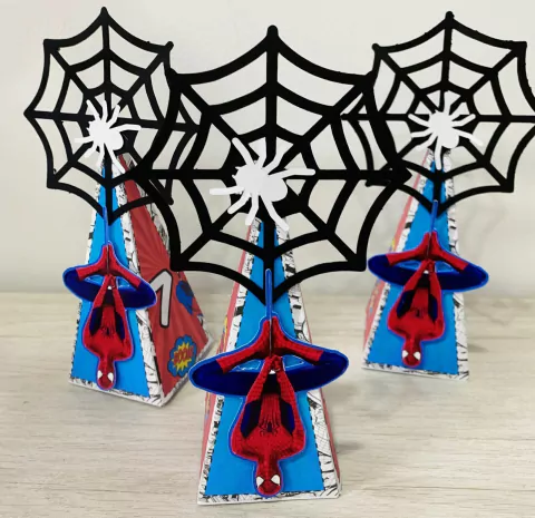 Caixa Pirâmide Homem Aranha