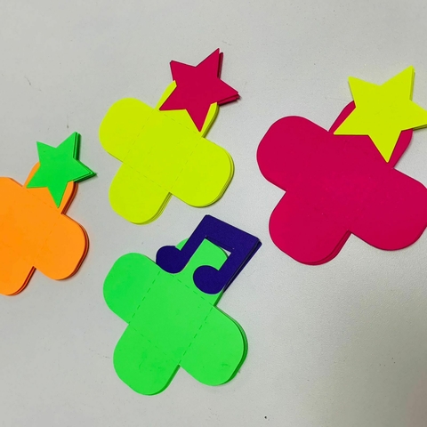 Forminha de doces Neon