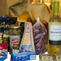 Set de Regalo Navideño, Sauvignon Blanc y Delicias en internet