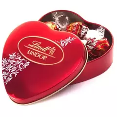 Lindt Heart and Colombian Roses on internet