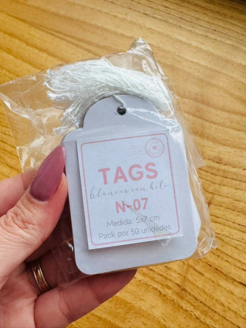 Tags con hilo pack x 50unidades - N7