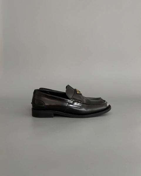 PRADA MOCASSIM