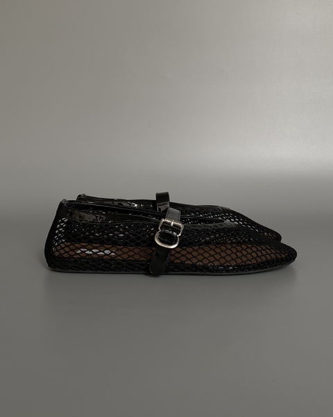 ALAÏA FISHNET BALLET FLATS