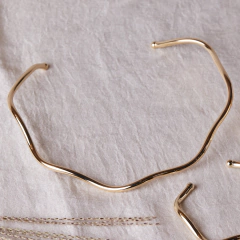 Gargantilha Choker Ondas