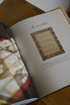 Livro "À mesa com Proust", de Anne Borrel - ESGOTADO na Editora - Rasgada Janela Curadoria Vintage