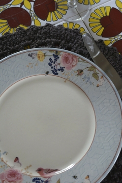 Par de pratos "Jardim Encantado" - Rasgada Janela Curadoria Vintage
