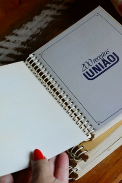 Coleção de livros "200 Receitas União" - INCLUI CASE (anos 80) - comprar online