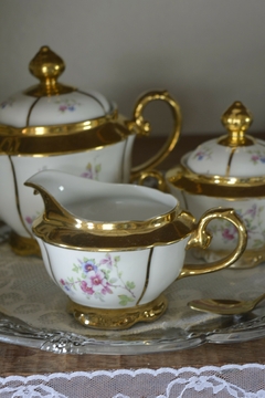 Conjunto para chá em porcelana Mauá anos 60 - Rasgada Janela Curadoria Vintage