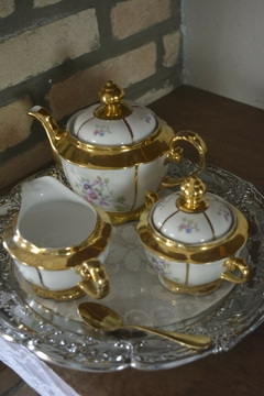 Imagem do Conjunto para chá em porcelana Mauá anos 60
