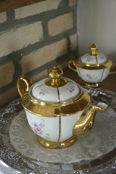 Conjunto para chá em porcelana Mauá anos 60 - Rasgada Janela Curadoria Vintage