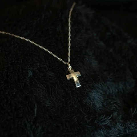 Cruz bombe + cadena - comprar online