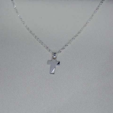 Cruz de plata con cadena - comprar online