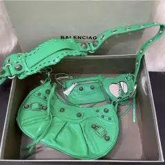 Bolsa Le Cagole Linha Italiana na internet