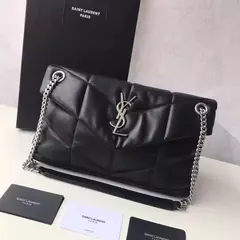 BOLSA LOULOU PUFFER (PRETA E PRATA)