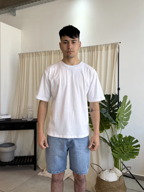 Remera Oversize Lisa - comprar online