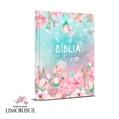 Bíblia Sagrada Nvi Feminina Capa Dura Letra Média Magnolia.