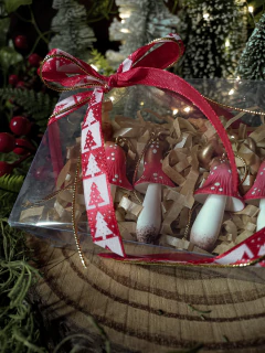 Pingentes Cogumelos Natalinos na internet