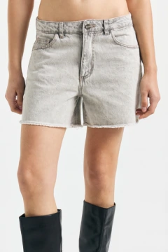 Short St. Marie Ash - comprar online