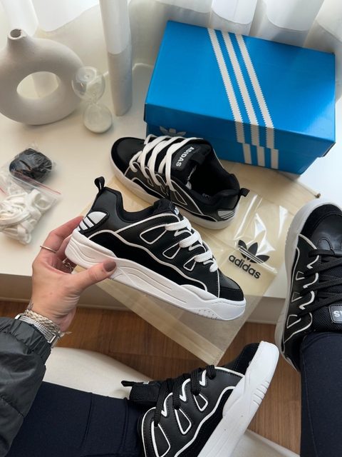 Tênis adidas plataforma AD2048