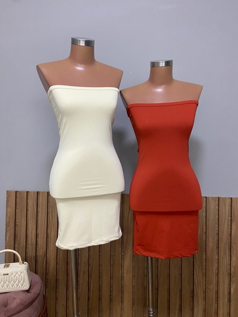 Saia joelho e vestido curto