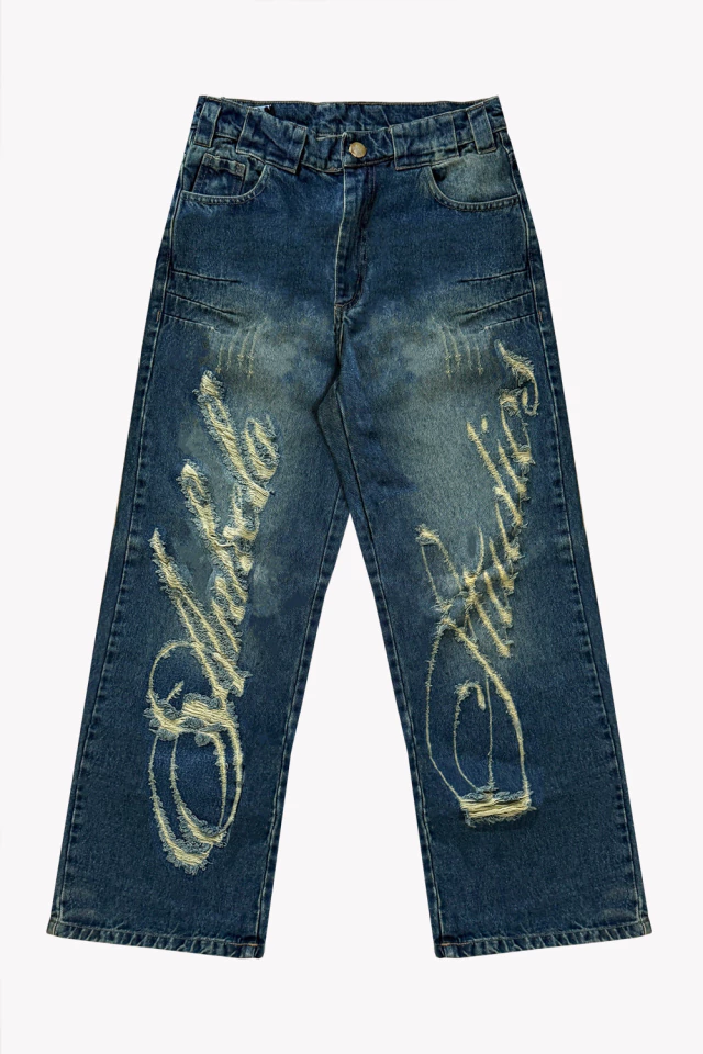 "Signature" Denim thumbnail 2