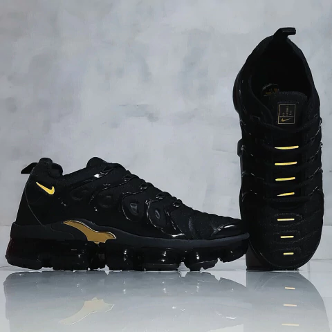 Vapormax Plus Black Gold