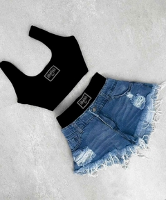 SHORT THREE (AZUL)