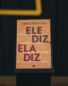 Ele Diz, Ela Diz | Larry e Devi Titus