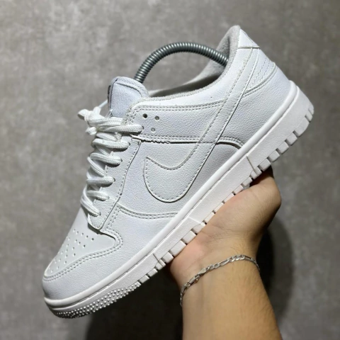 Dunk Low Pro Branco